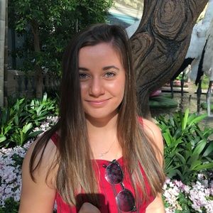 Meet your Posher, Grace